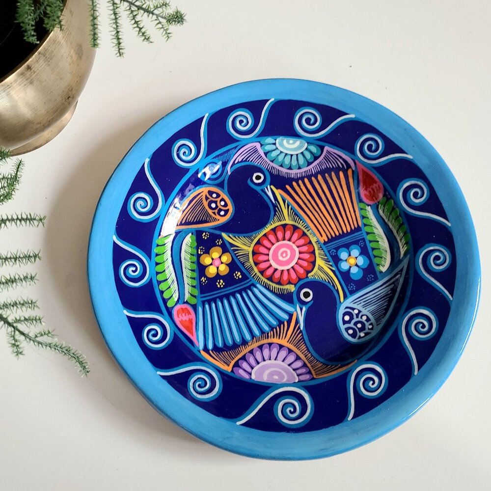 Talavera Mexican handmade ceramic wall plate/dish with birds design.